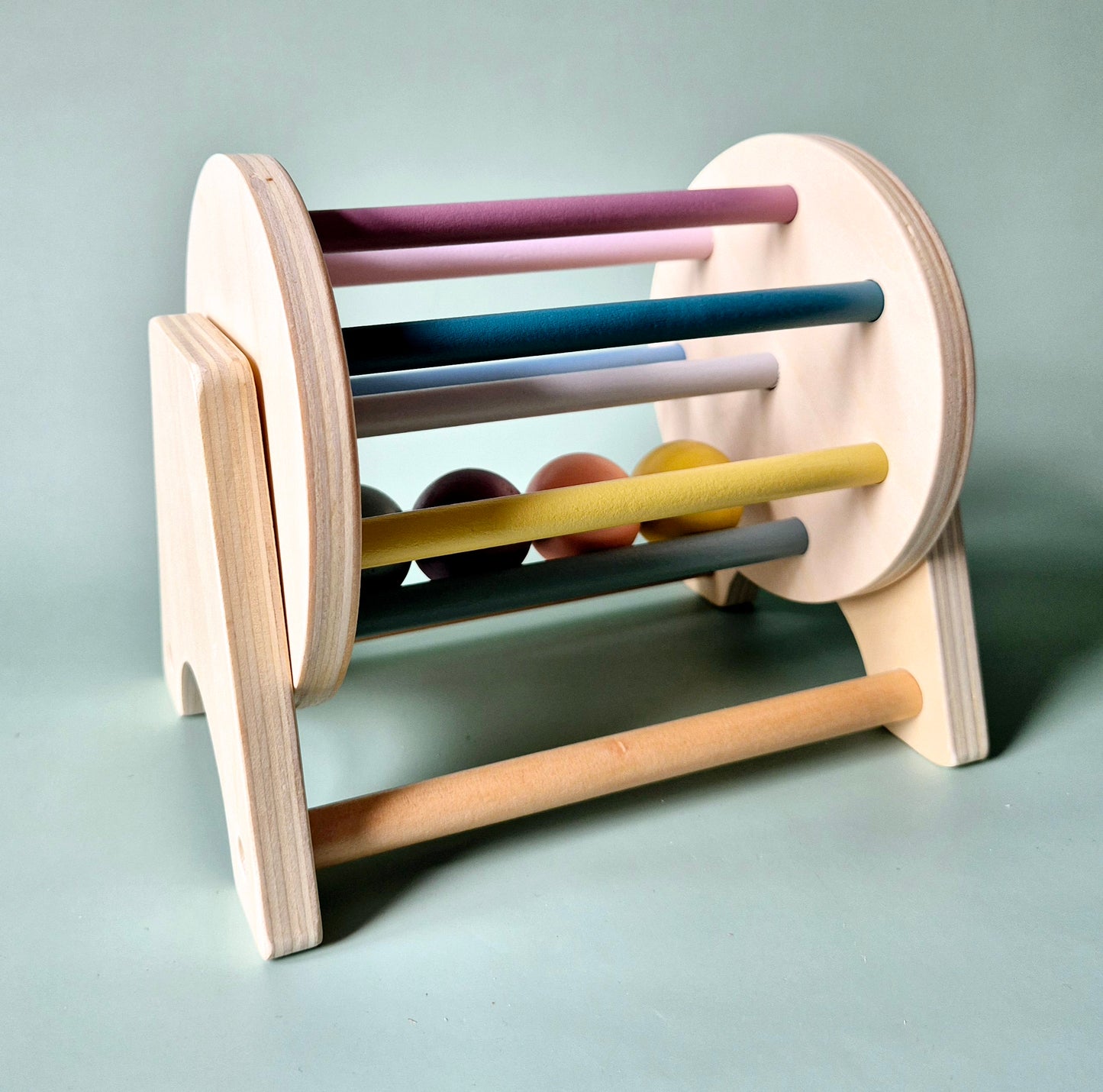 Houten Draaibare Montessori Rad met Balletjes – Stimuleert Motorische Ontwikkeling