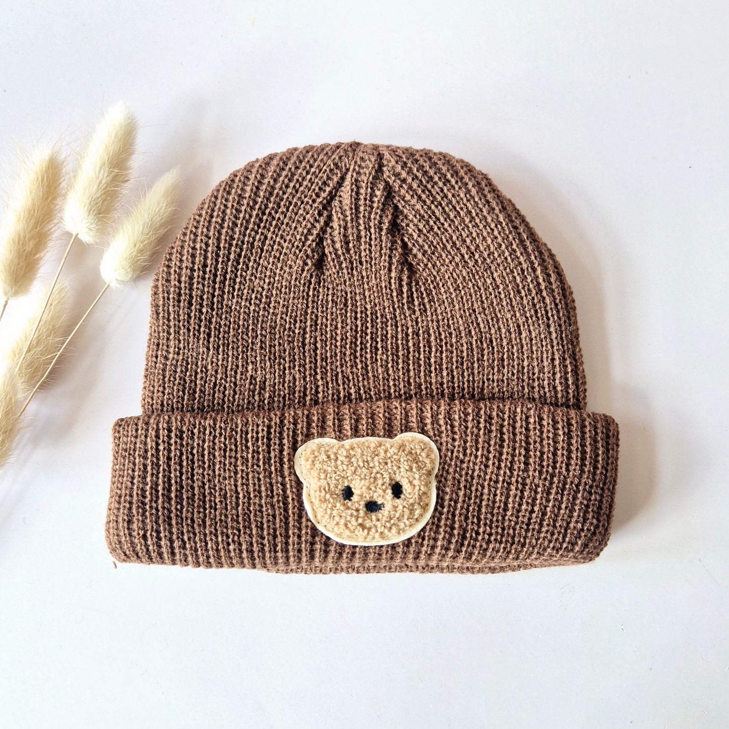 Rammelaartje Beer Beanie – Bruin warme gebreide muts voor baby’s en peuters