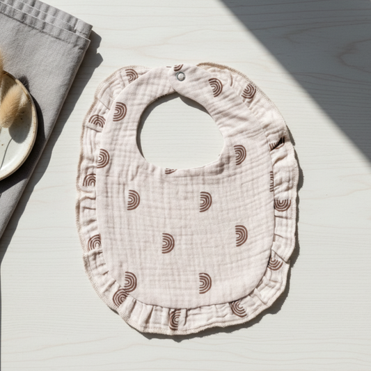 Zachte hydrofiele slabber met ruches en schattige regenboog print