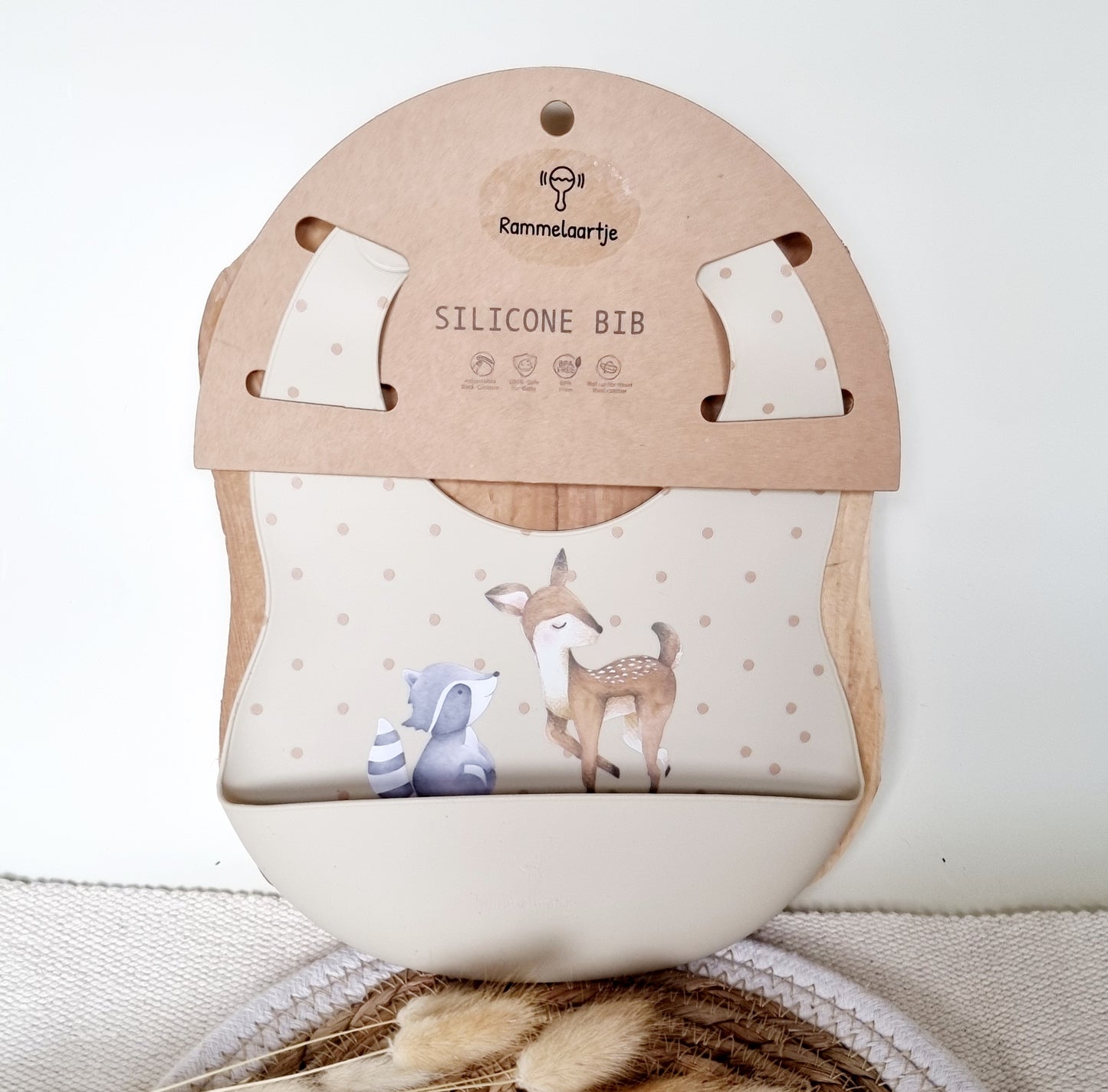 Siliconen slabber met opvangbakje Hert en Wasbeer - Beige