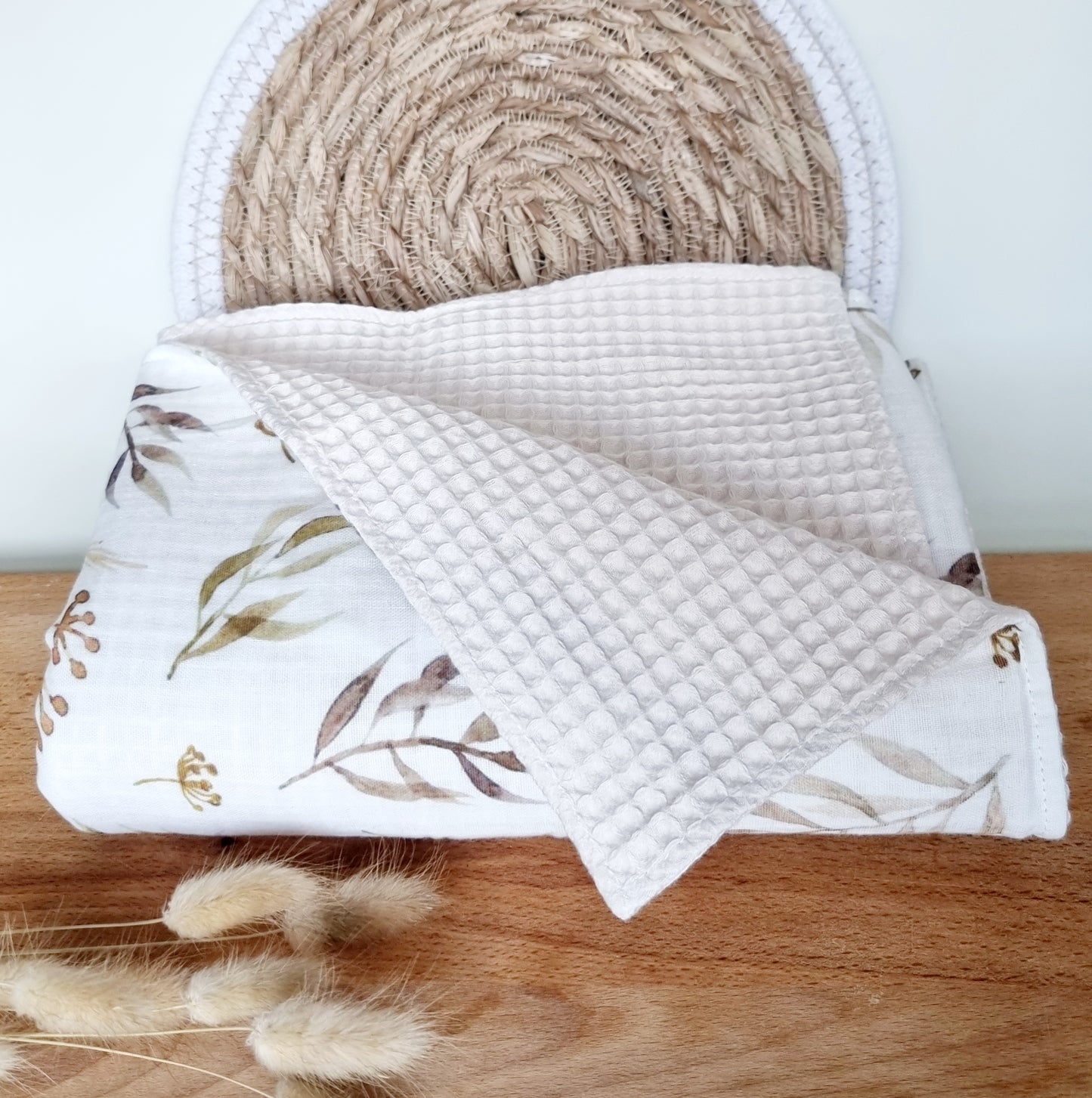 Ledikant dekentje 100x70cm zachte bamboe katoen - Zachtbeige Floral