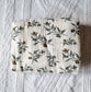 Hydrofiele doek XL - Beige met bloemenprint 130x110cm