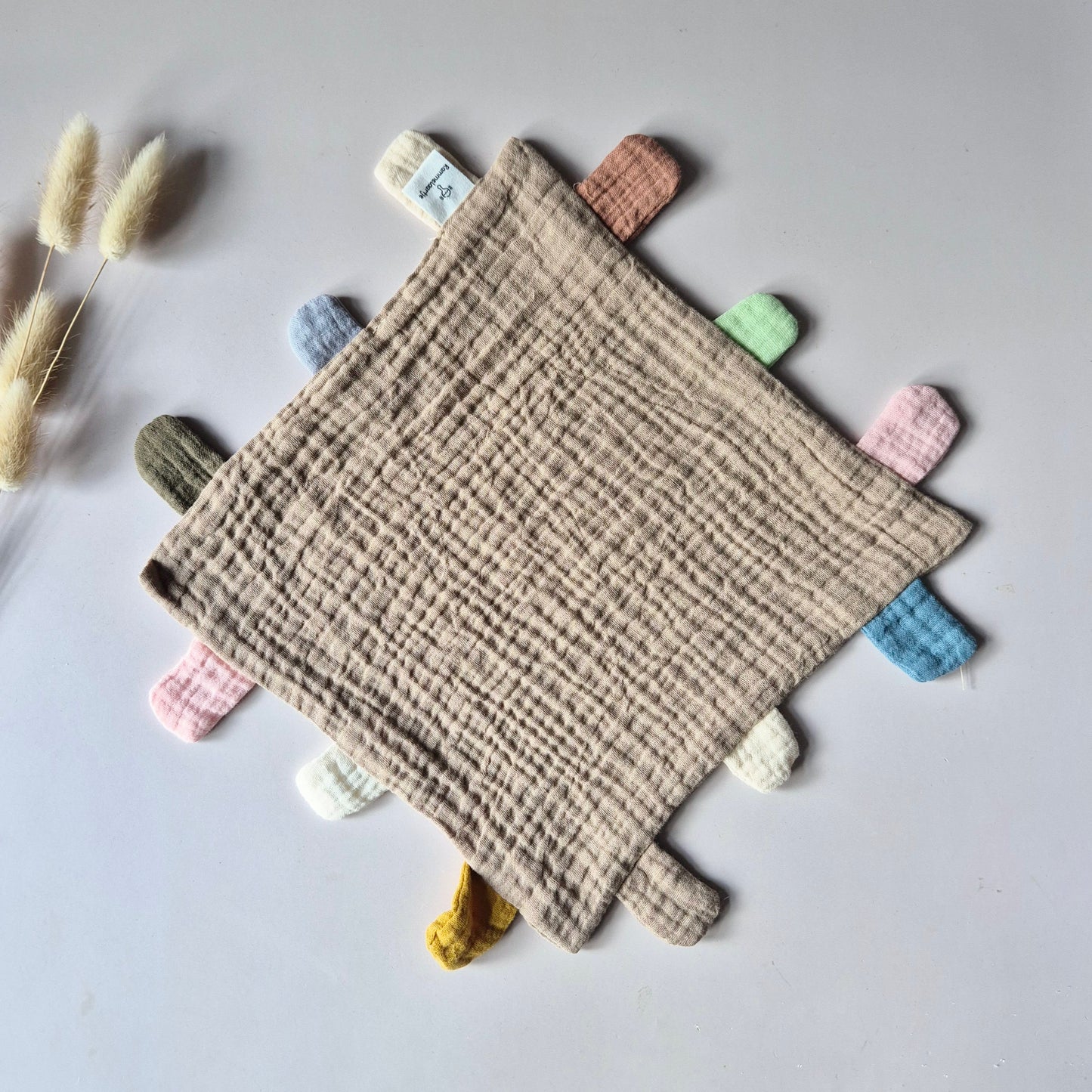 Hydrofiel speel en knuffeldoekje met labels 25x25 cm – Zand