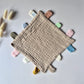 Hydrofiel speel en knuffeldoekje met labels 25x25 cm – Zand