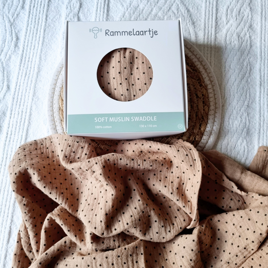 Hydrofiele doek XL - Zachtbruin met polkadot Stippen 130x110cm